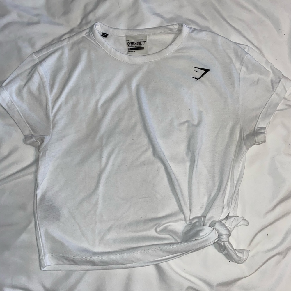 GYMSHARK shirt